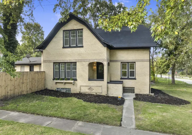 Photo 1 of Single family home for sale at 301 W 43rd Avenue, Gary, IN 46408 | MLS# 846893 | Listing updated on 2026-10-16