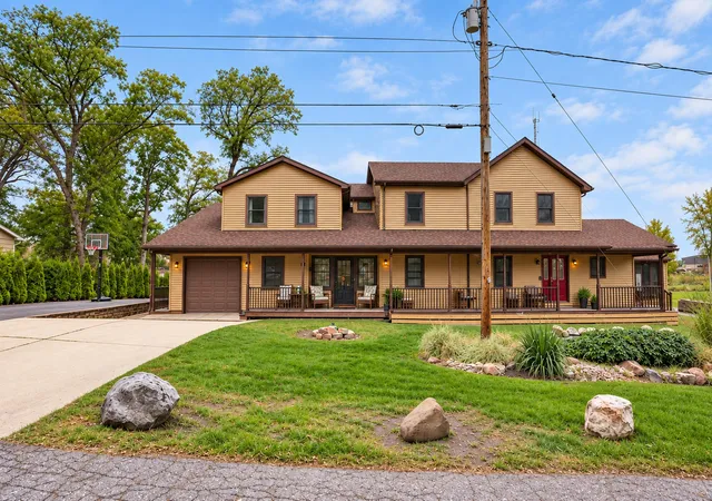Photo 1 of Single family home for sale at 10708 W 133rd Lane, Cedar Lake, IN 46303 | MLS# 847070 | Listing updated on 2026-10-29