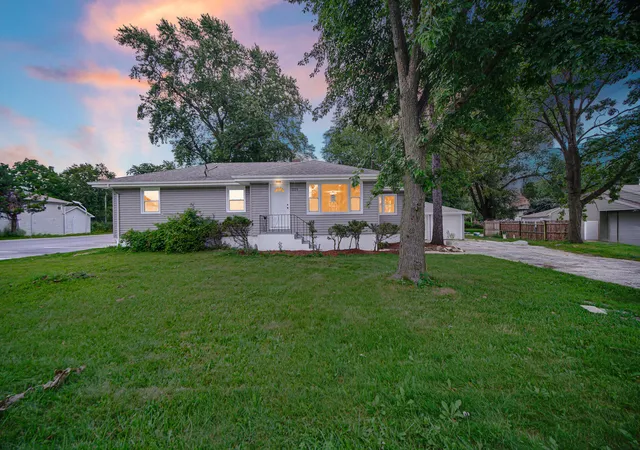 Single family home for sale at 1519 N Cline Ave, Griffith, IN 46319 | MLS# 846908