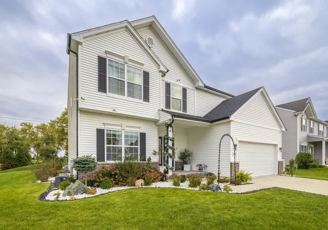 Photo 2 of Single family home for sale at 2480 W 132nd Lane, Crown Point, IN 46307 | MLS# 846953 | Listing updated on 2026-10-19