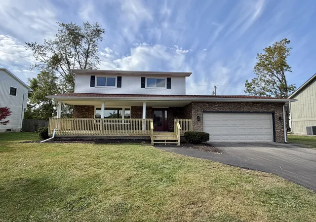 Photo 1 of Single family home for sale at 6396 Ellsworth Pl, Merrillville, IN 46410 | MLS# 846902 | Listing updated on 2026-10-15