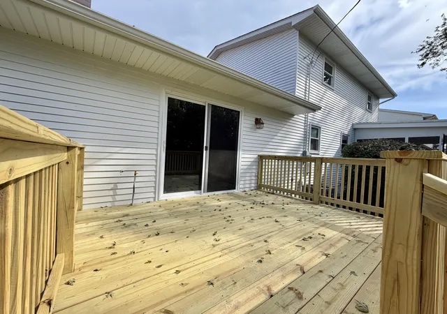 Photo 3 of Single family home for sale at 6396 Ellsworth Pl, Merrillville, IN 46410 | MLS# 846902 | Listing updated on 2026-10-15