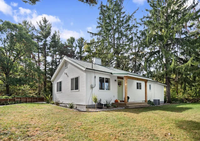 Single family home for sale at 10658 W 200 South, Westville, IN 46391 | MLS# 846992