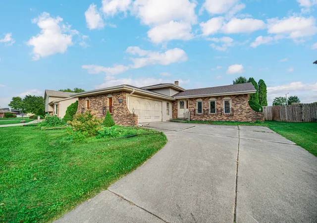 Photo 1 of Sale Pending at 4969 W 87th Lane, Crown Point, IN 46307 | MLS# 846975 | Listing updated on 2026-10-20