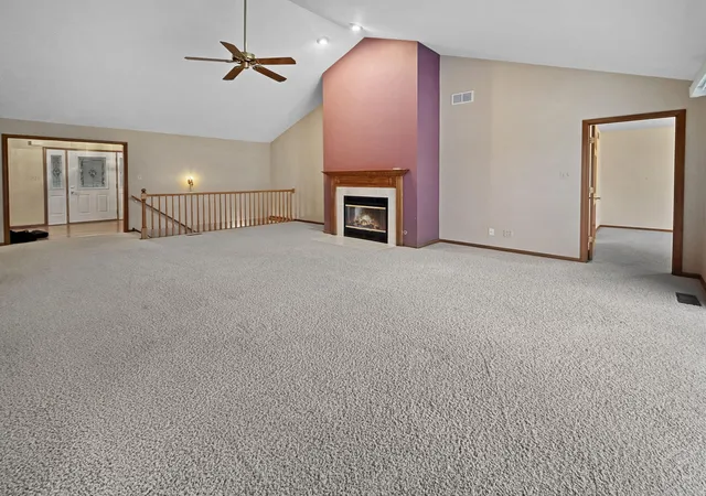 Photo 4 of Single family home for sale at 3153 Hoffman Ct, Dyer, IN 46311 | MLS# 846924 | Listing updated on 2026-10-18