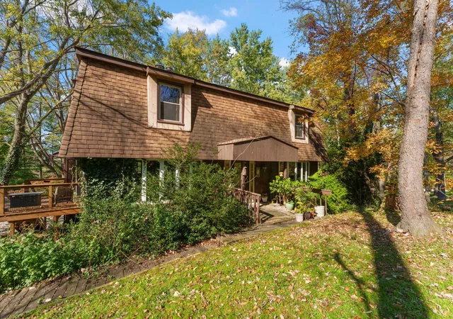 Photo 4 of Single family home for sale at 92 N 656 West, Valparaiso, IN 46385 | MLS# 847388 | Listing updated on 2026-10-27