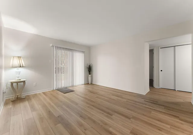 Photo 2 of Condo for sale at 1076 Millpond Rd N #C, Valparaiso, IN 46385 | MLS# 847054 | Listing updated on 2026-10-20