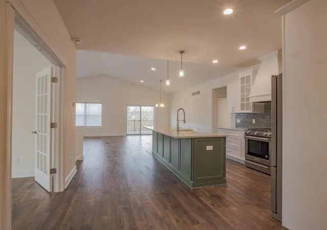 Photo 2 of Single family home for sale at 1851 Forest Ridge Dr, Valparaiso, IN 46385 | MLS# 846977 | Listing updated on 2026-10-17