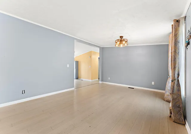 Photo 3 of Sale Pending at 9625 N Ahlgrim St, De Motte, IN 46310 | MLS# 846995 | Listing updated on 2026-10-28