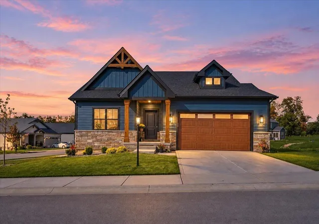 Photo 1 of Single family home for sale at 3001 Forestside Ln, Valparaiso, IN 46385 | MLS# 847043 | Listing updated on 2026-10-19