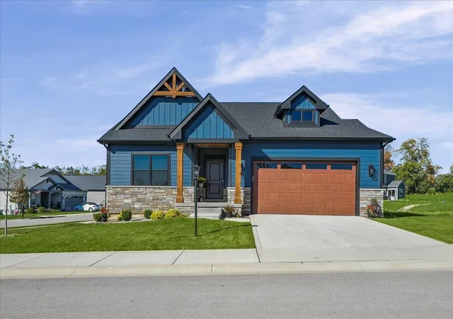 Photo 2 of Single family home for sale at 3001 Forestside Ln, Valparaiso, IN 46385 | MLS# 847043 | Listing updated on 2026-10-19