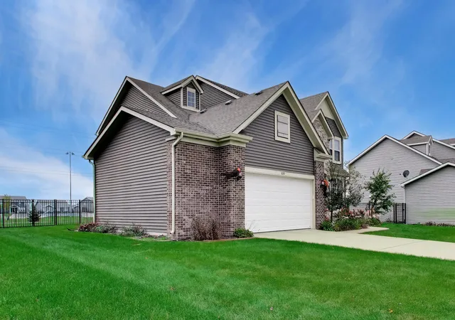 Photo 2 of Single family home for sale at 8097 W 102nd Avenue, St. John, IN 46373 | MLS# 847132 | Listing updated on 2026-10-21