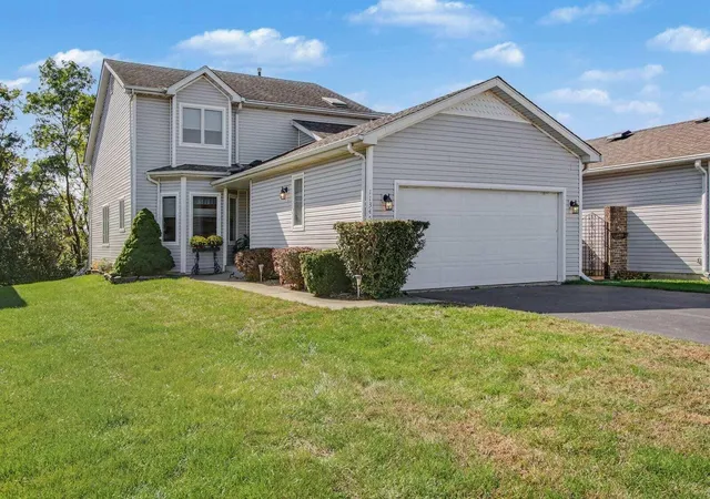 Photo 1 of Townhouse for sale at 11345 Valley Dr #11345, St. John, IN 46373 | MLS# 847081 | Listing updated on 2026-10-22