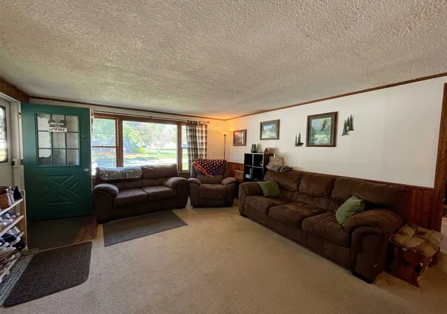 Photo 1 of Single family home for sale at 412 Birch Dr, Hebron, IN 46341 | MLS# 847025 | Listing updated on 2026-10-23