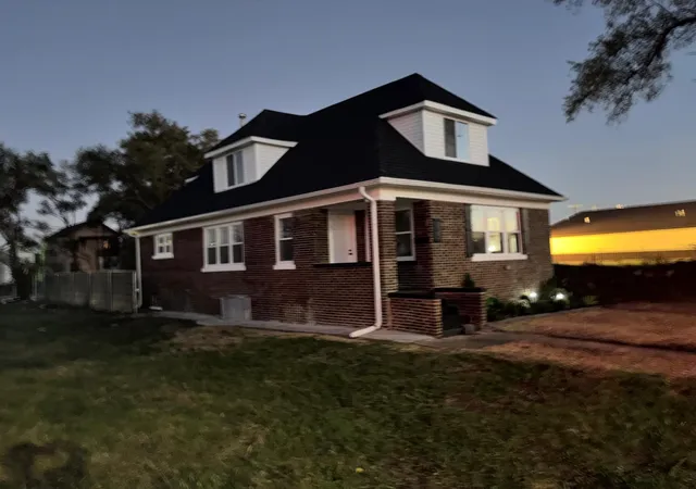 Photo 3 of Single family home for sale at 405 Bridge St, Gary, IN 46404 | MLS# 847075 | Listing updated on 2026-10-23