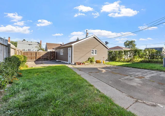 Photo 2 of Single family home for sale at 5507 Wegg Ave, East Chicago, IN 46312 | MLS# 847102 | Listing updated on 2026-10-20
