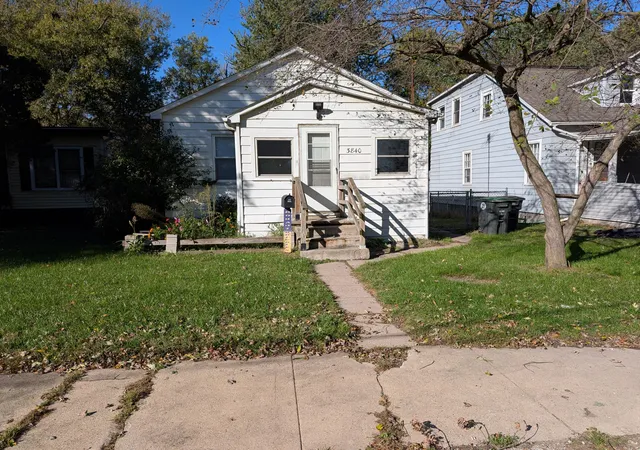 Single family home for sale at 3840 Missouri St, Hobart, IN 46342 | MLS# 847020