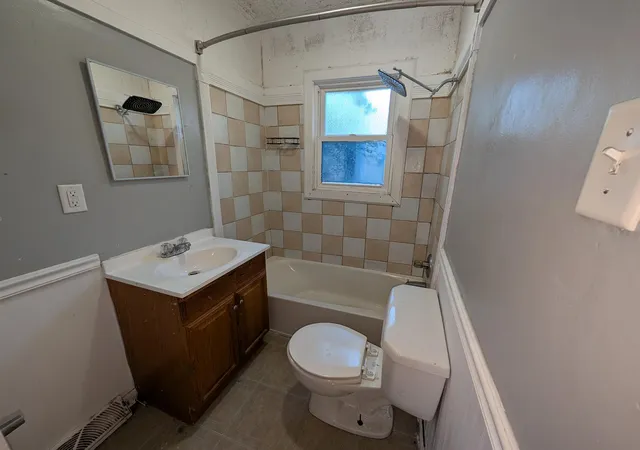 Photo 3 of Single family home for sale at 3840 Missouri St, Hobart, IN 46342 | MLS# 847020 | Listing updated on 2026-10-19