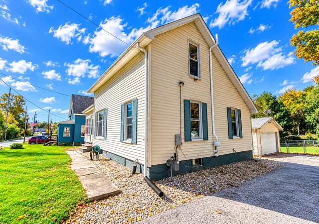 Photo 2 of Single family home for sale at 504 Colfax Ave, La Porte, IN 46350 | MLS# 847036 | Listing updated on 2026-10-19