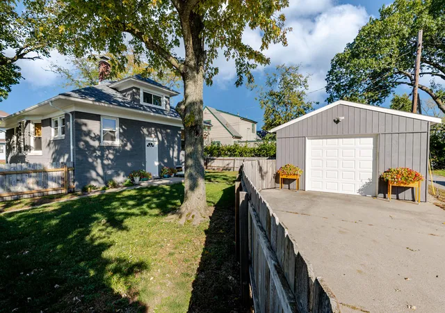 Photo 1 of Single family home for sale at 201 Thurman Ave, Michigan City, IN 46360 | MLS# 847048 | Listing updated on 2026-10-23