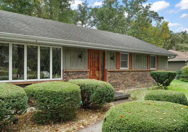 Photo 1 of Single family home for sale at 8825 W 129th Place, Cedar Lake, IN 46303 | MLS# 847188 | Listing updated on 2026-10-28