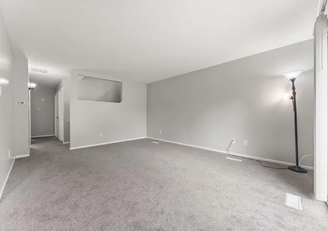 Photo 3 of Condo for sale at 953 Millpond Rd N, Valparaiso, IN 46385 | MLS# 847087 | Listing updated on 2026-10-22