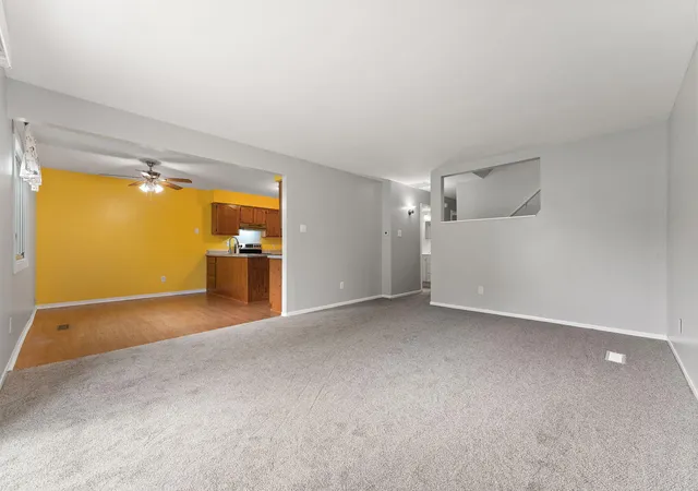 Photo 4 of Condo for sale at 953 Millpond Rd N, Valparaiso, IN 46385 | MLS# 847087 | Listing updated on 2026-10-22