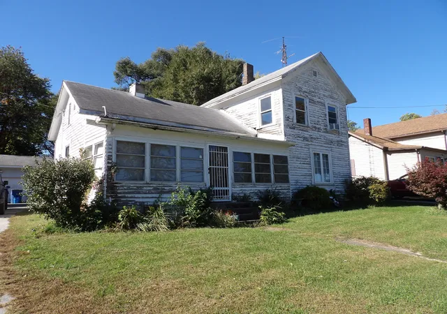 Photo 1 of Single family home for sale at 302 Union St, Union Mills, IN 46382 | MLS# 847038 | Listing updated on 2026-10-22