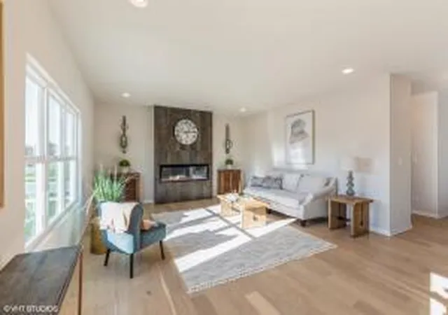 Photo 4 of Single family home for sale at 1317 W 77th Place, Merrillville, IN 46410 | MLS# 847051 | Listing updated on 2026-10-24