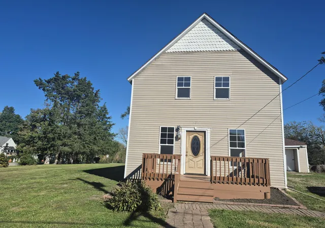 Single family home for sale at 505 Indiana Ave, Lowell, IN 46356 | MLS# 847425