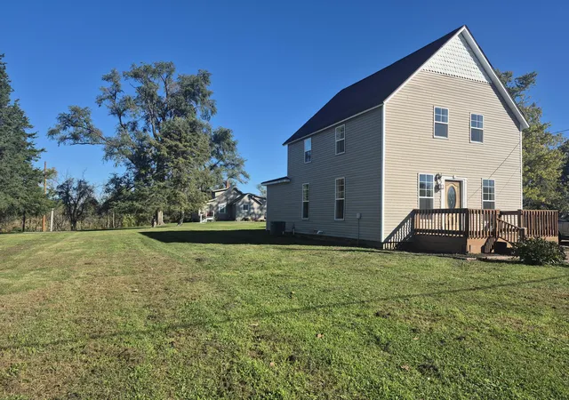 Photo 1 of Single family home for sale at 505 Indiana Ave, Lowell, IN 46356 | MLS# 847425 | Listing updated on 2026-10-27