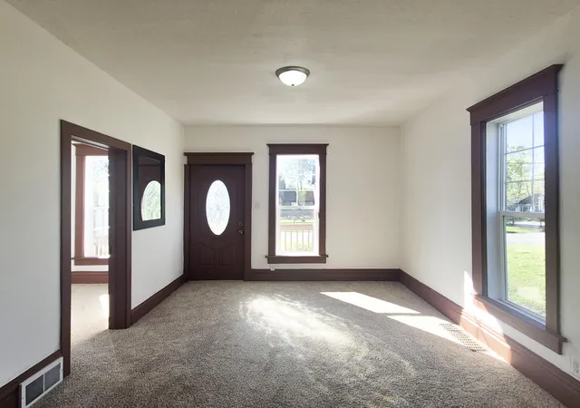 Photo 3 of Single family home for sale at 505 Indiana Ave, Lowell, IN 46356 | MLS# 847425 | Listing updated on 2026-10-27