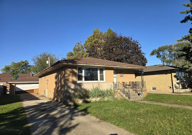 Photo 1 of Single family home for sale at 4832 Parrish Ave, East Chicago, IN 46312 | MLS# 847147 | Listing updated on 2026-10-21