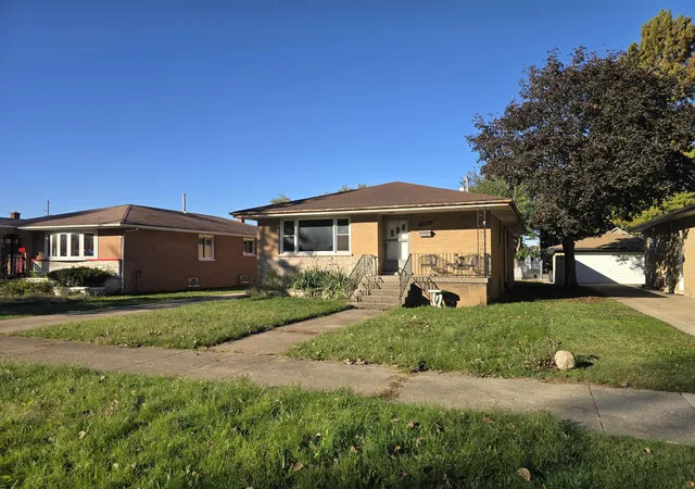 Photo 2 of Single family home for sale at 4832 Parrish Ave, East Chicago, IN 46312 | MLS# 847147 | Listing updated on 2026-10-21