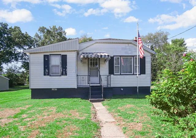 Single family home for sale at 1002 S Main St, Kouts, IN 46347 | MLS# 847167