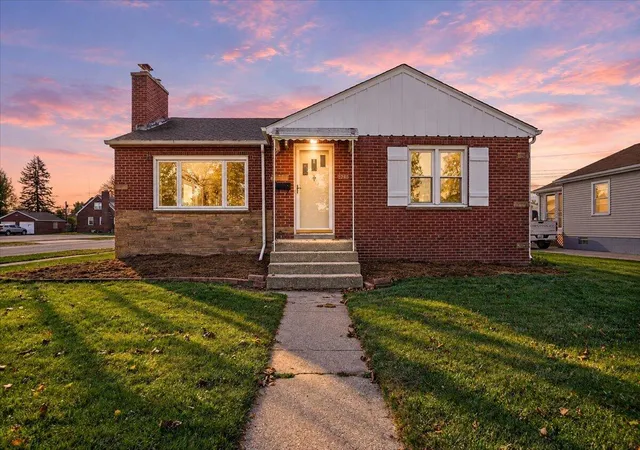 Single family home for sale at 3248 Highway Ave, Highland, IN 46322 | MLS# 847093