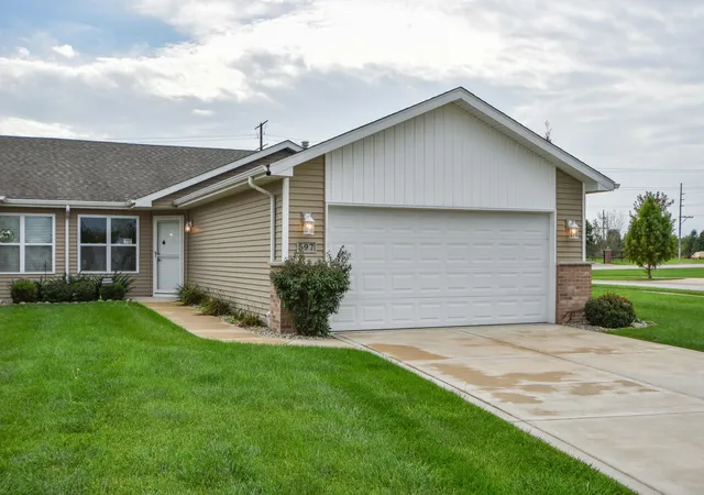 Photo 1 of Multi family home for sale at 597 W 85th Drive, Merrillville, IN 46410 | MLS# 847559 | Listing updated on 2026-10-30