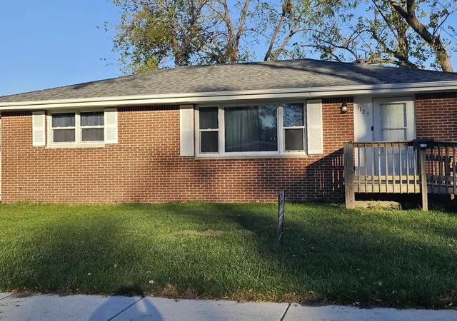 Photo 1 of Single family home for sale at 1123 N Wood St, Griffith, IN 46319 | MLS# 847117 | Listing updated on 2026-10-26