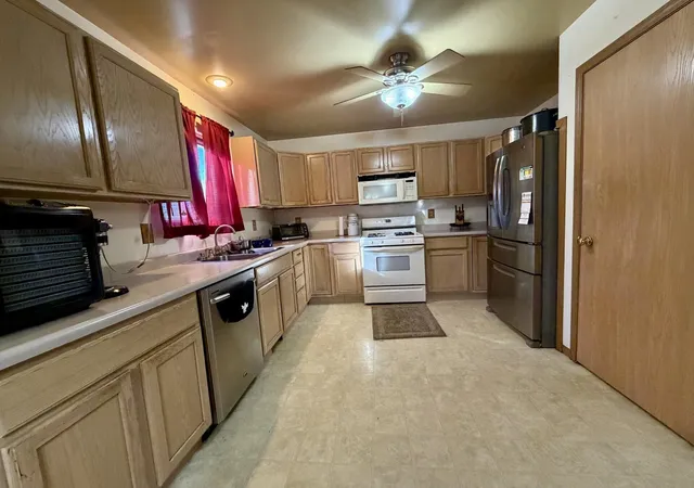 Photo 4 of Single family home for sale at 308 W 340 South, Valparaiso, IN 46385 | MLS# 847165 | Listing updated on 2026-10-29