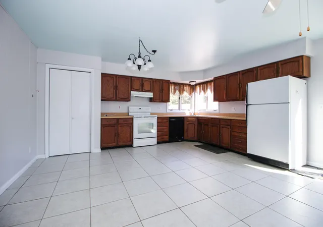 Photo 2 of Single family home for sale at 5476 W 1150 North, Wheatfield, IN 46392 | MLS# 847151 | Listing updated on 2026-10-21