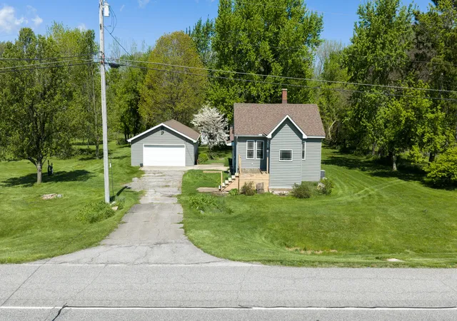 Photo 1 of Single family home for sale at 2677 E State Rd 2, Rolling Prairie, IN 46371 | MLS# 847133 | Listing updated on 2026-10-22