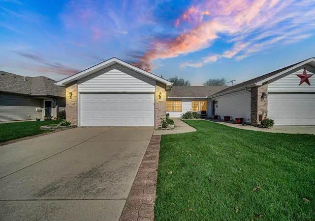 Photo 1 of Townhouse for sale at 1650 Aspen Dr, Crown Point, IN 46307 | MLS# 847235 | Listing updated on 2026-10-22