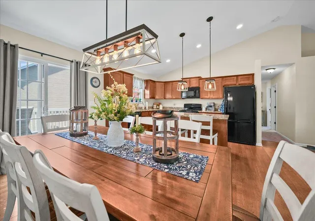 Photo 3 of Single family home for sale at 234 Marsh View Dr, Valparaiso, IN 46385 | MLS# 847335 | Listing updated on 2026-10-26