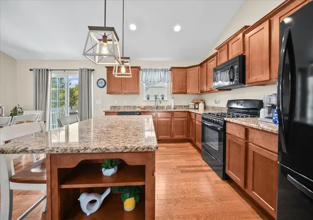 Photo 4 of Single family home for sale at 234 Marsh View Dr, Valparaiso, IN 46385 | MLS# 847335 | Listing updated on 2026-10-26