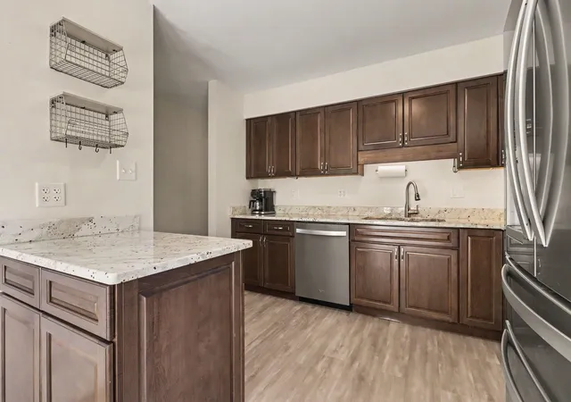 Photo 4 of Single family home for sale at 1350 Cozy Ln, Dyer, IN 46311 | MLS# 847339 | Listing updated on 2026-10-26