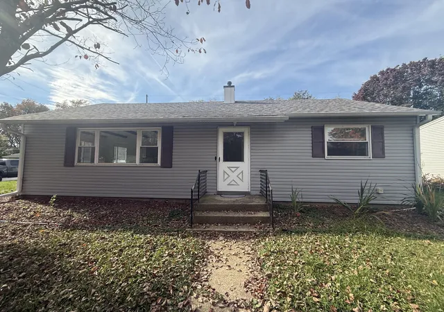 Photo 1 of Sale Pending at 406 Roberts St, La Porte, IN 46350 | MLS# 847354 | Listing updated on 2026-10-26