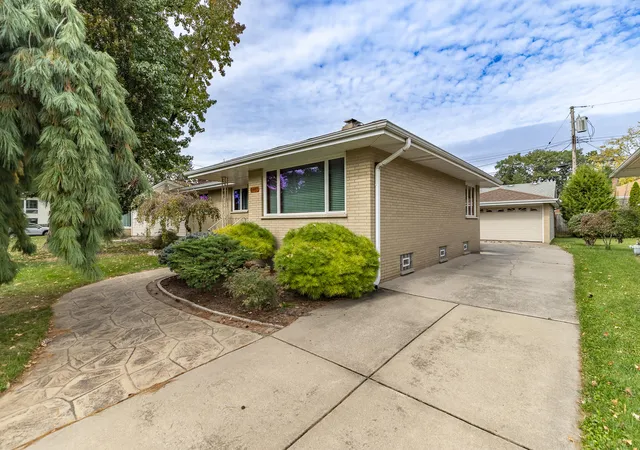 Single family home for sale at 2441 Wicker Ave, Highland, IN 46322 | MLS# 847227