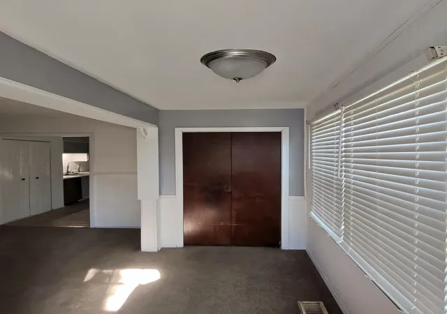 Photo 3 of Single family home for sale at 359 Salt Crk Pkwy #A, Valparaiso, IN 46385 | MLS# 847249 | Listing updated on 2026-10-23