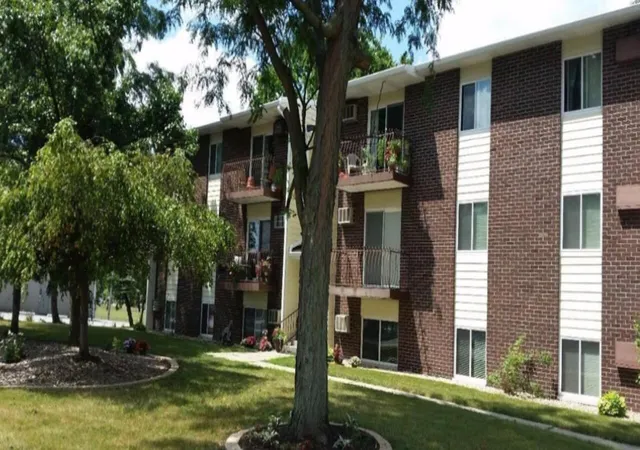 Photo 1 of Condo for sale at 121 N West St #25, Crown Point, IN 46307 | MLS# 847204 | Listing updated on 2026-10-23