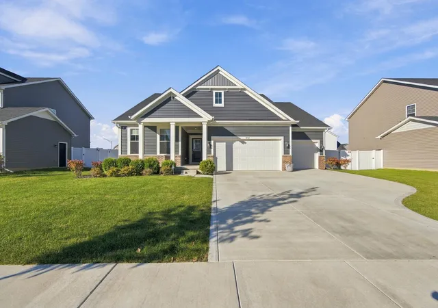 Single family home for sale at 9702 Tradewind Pl, Cedar Lake, IN 46303 | MLS# 847203